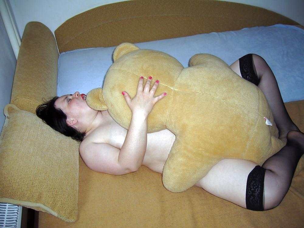 25P Nice Chubby Slut Wife 2