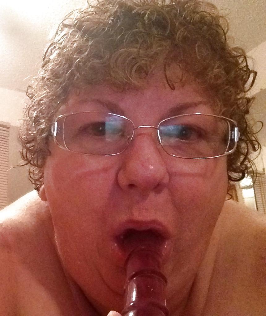 13P Linda 49 female from Lake Placid,Fl
