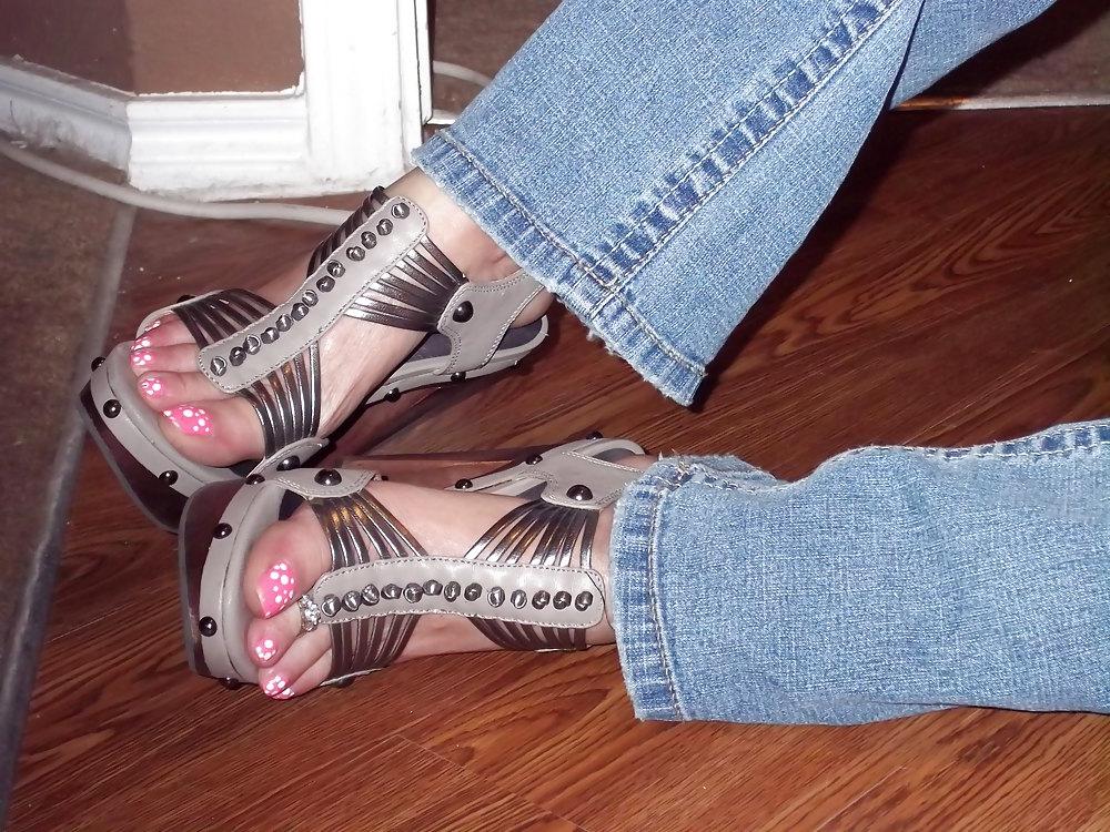 11P Chance's sexy toes in high heels