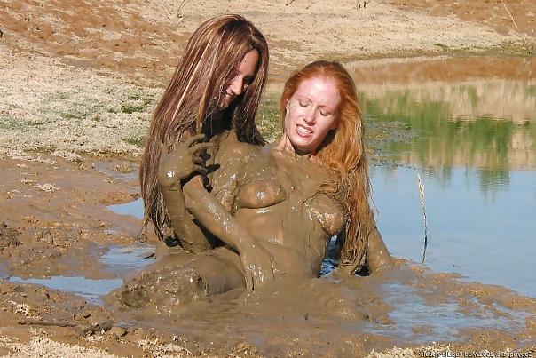 25P Mud girls in quicksand