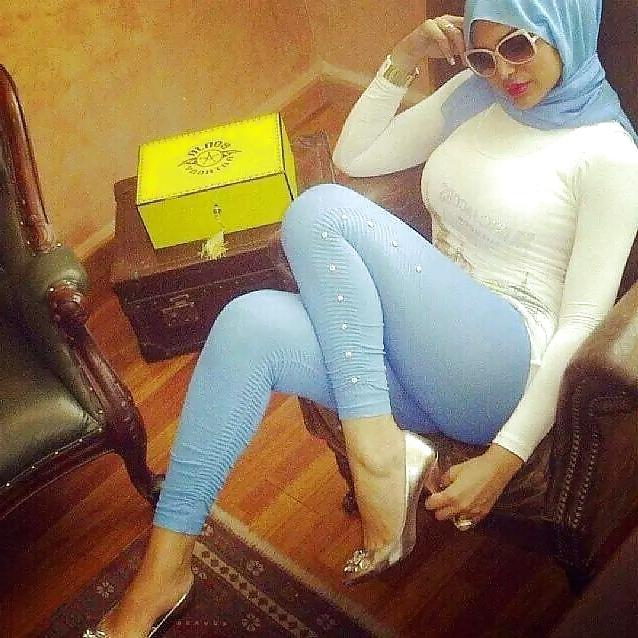 16P Arab muslim  HOT bitch