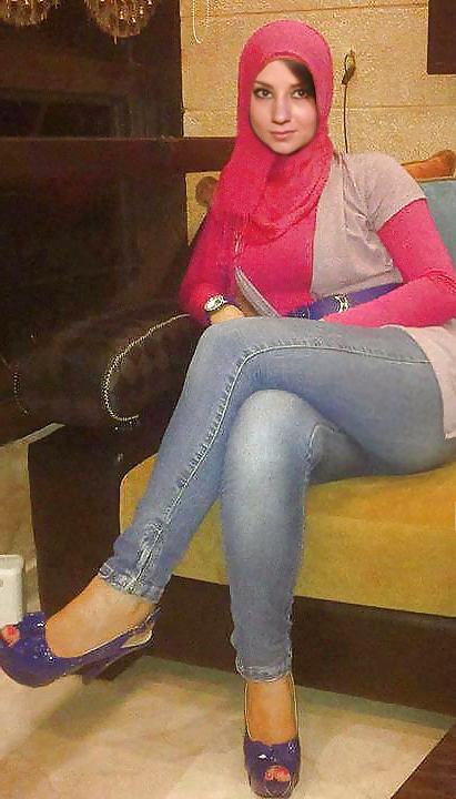 16P Arab muslim  HOT bitch