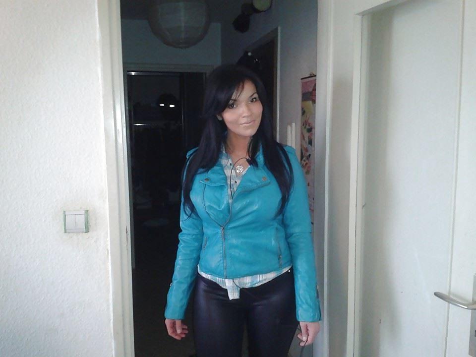16P Arab muslim  HOT bitch