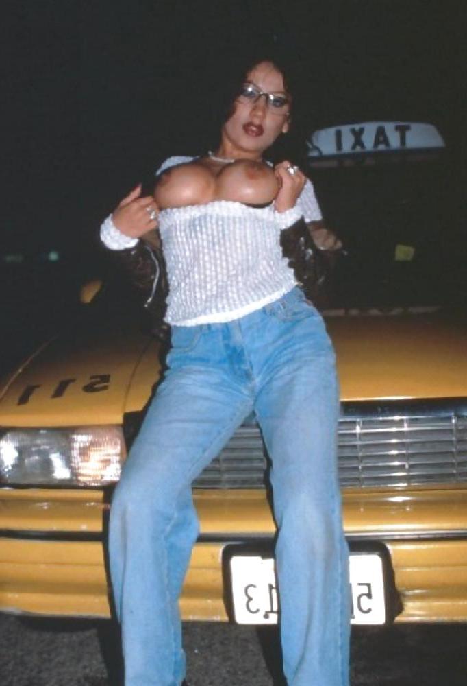 25P REALLY HOT GIRLS IN PUBLIC 17