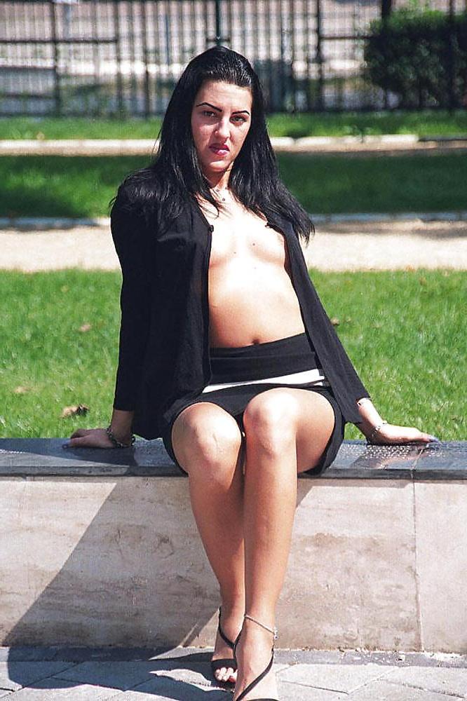 25P REALLY HOT GIRLS IN PUBLIC 19
