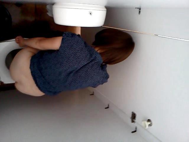 10P Toilet