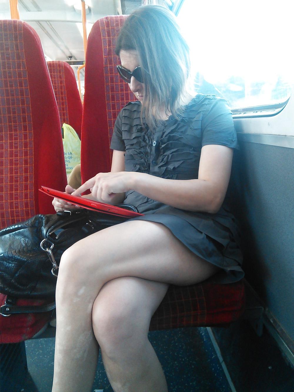 12P Londonperv's Candids 2014 - July vol 4 (Train Perving)