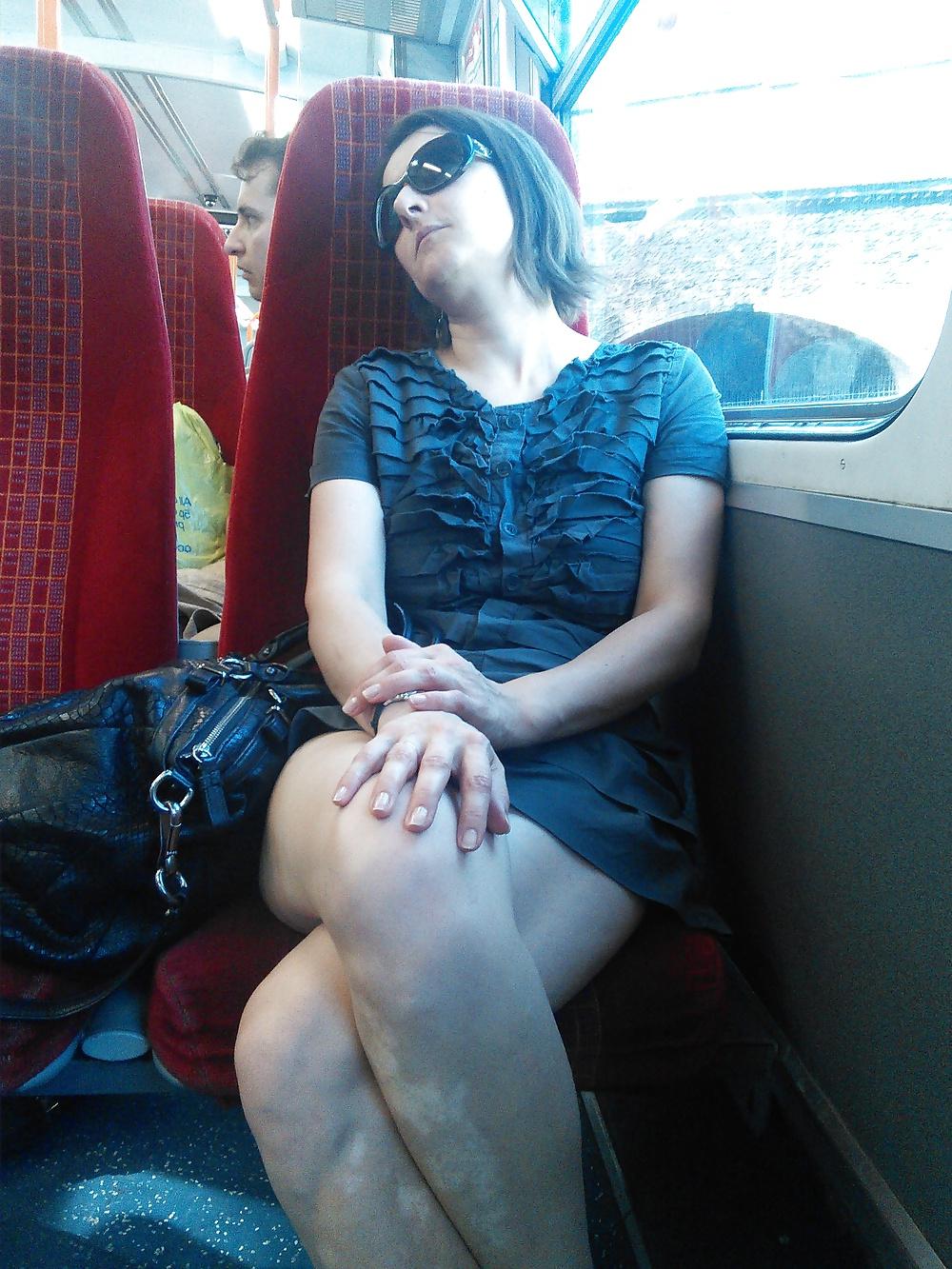 12P Londonperv's Candids 2014 - July vol 4 (Train Perving)