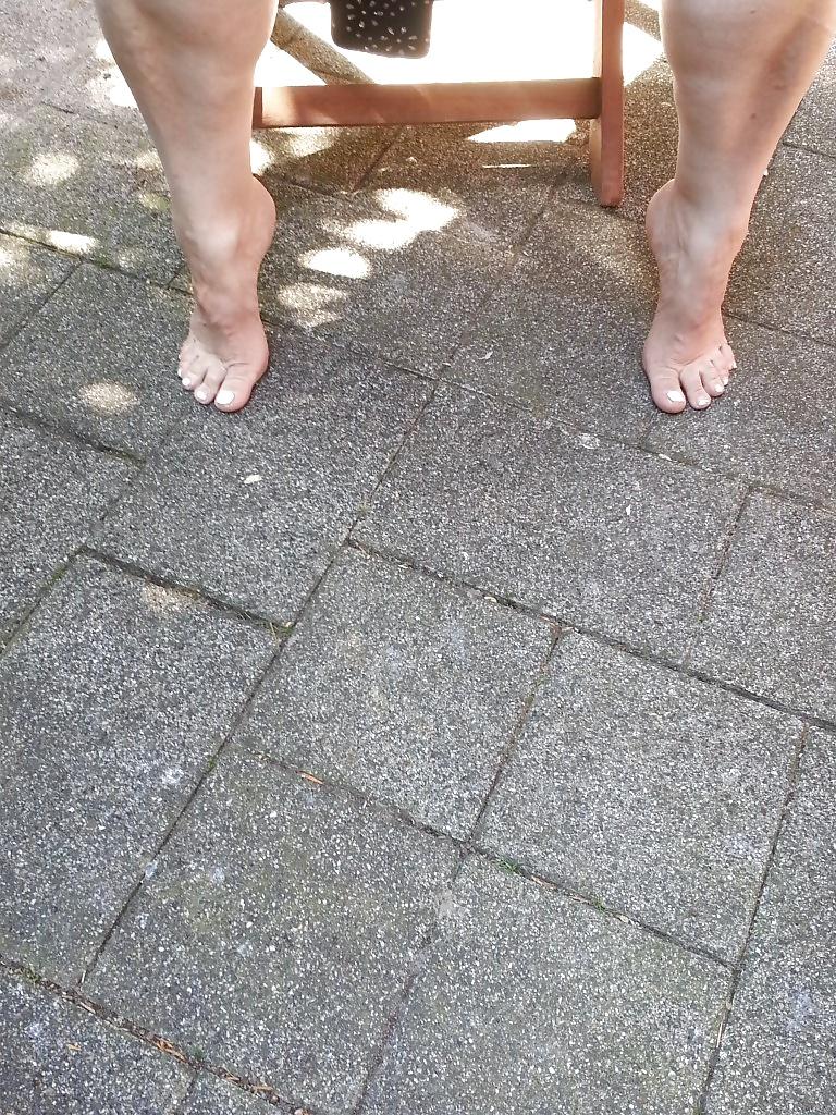 24P My bitch,her feet and my cock