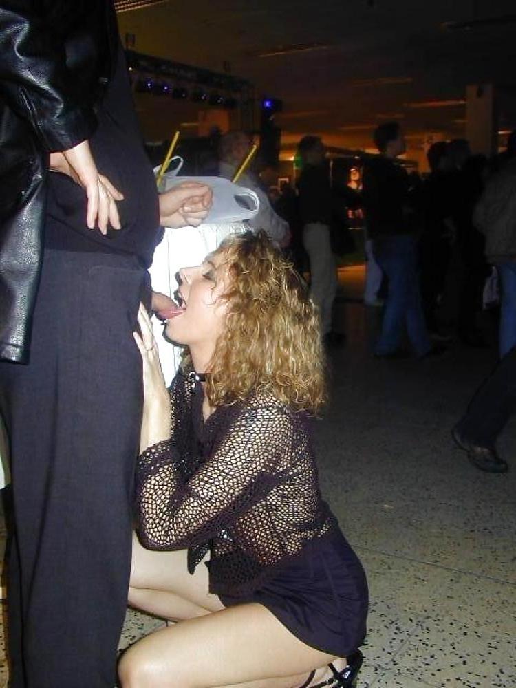 25P REALLY HOT GIRLS IN PUBLIC 43