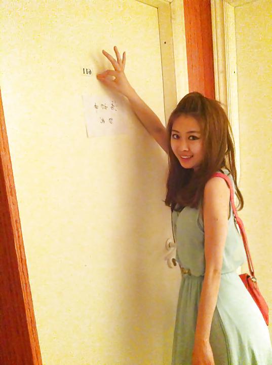 11P Chinese sexy girl