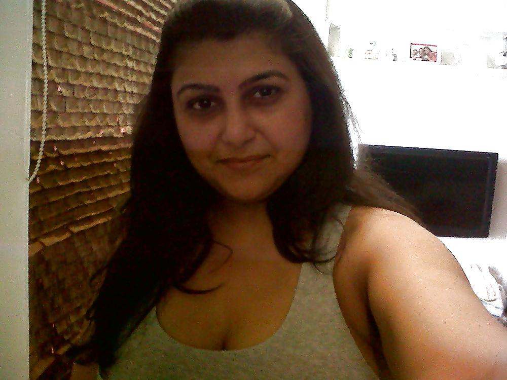 14P Indian Chubby College Girl Hindi Hindu Desi Bangladeshi 2