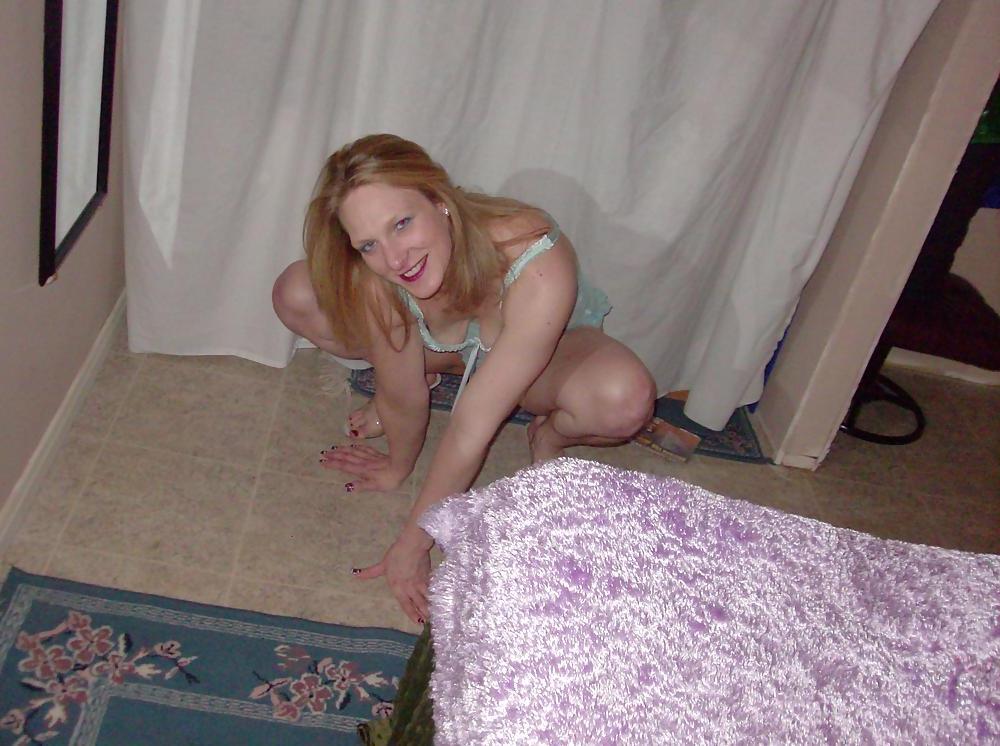 25P NASTY BLONDE MILF...VERY HOT
