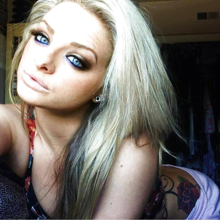 3P Blonde Bitch
