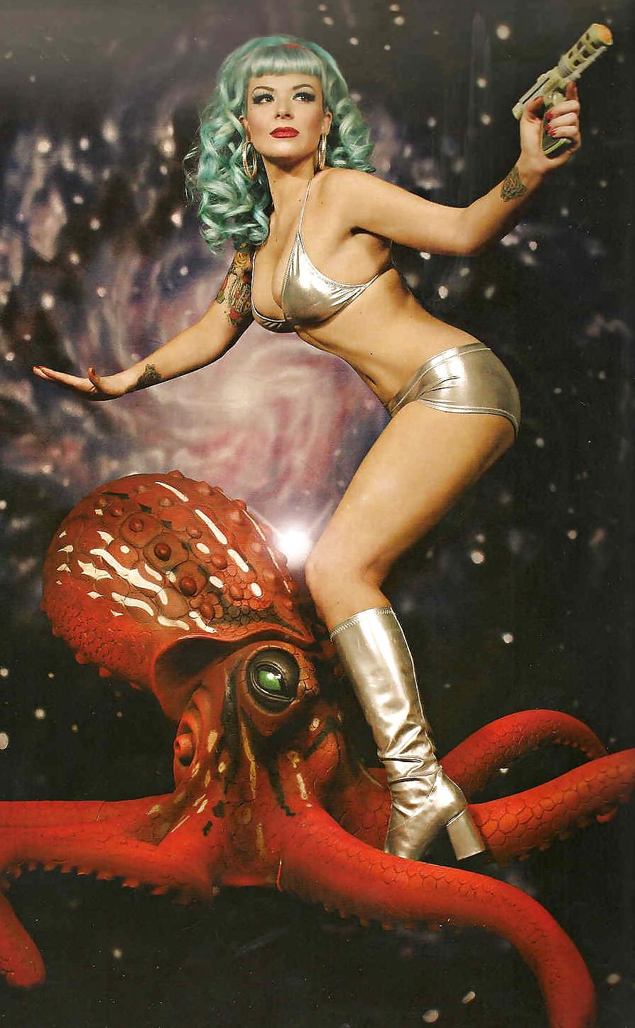 25P SUPER SEXY VINTAGE MOVIE STARS