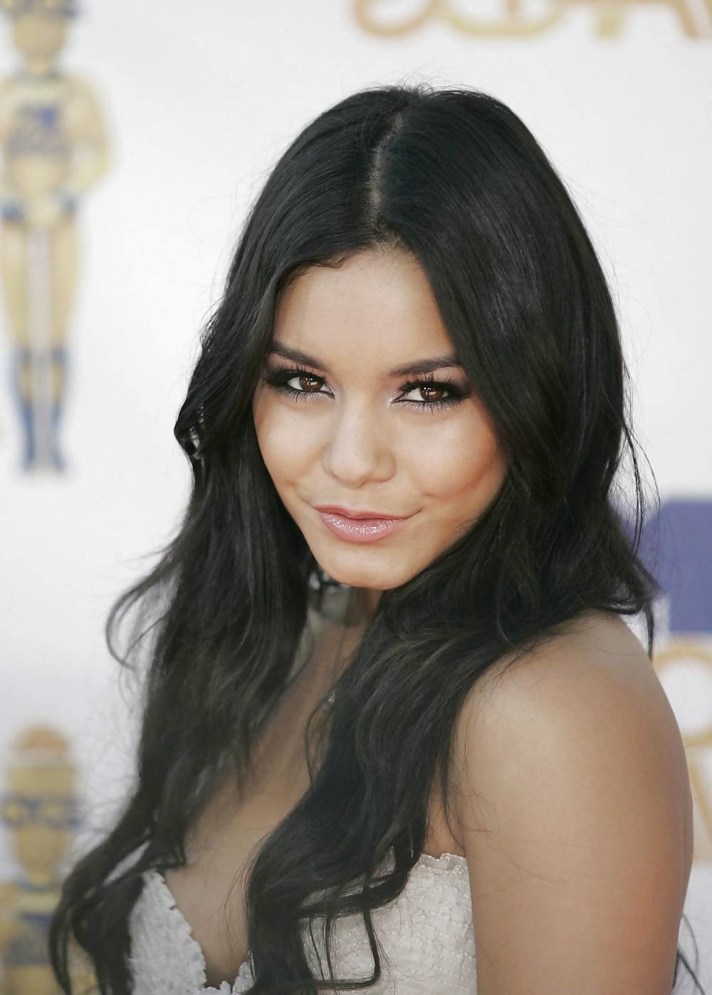 18P Female celebs - Vanessa Hudgen, Clasics