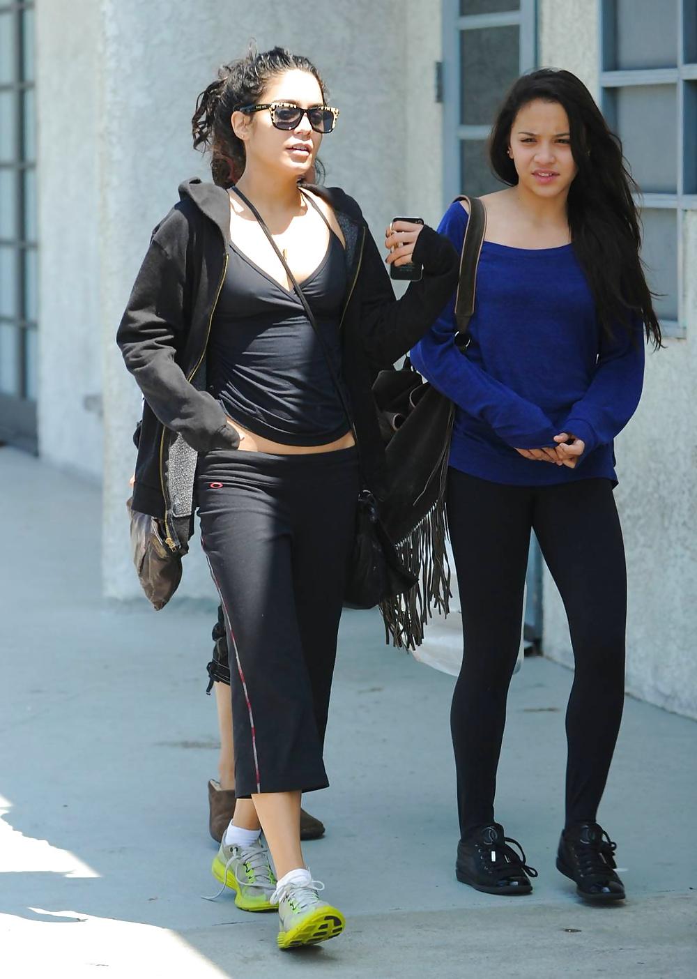 18P Female celebs - Vanessa Hudgen, Clasics