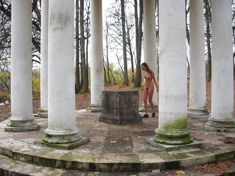 20P Flashing in public.