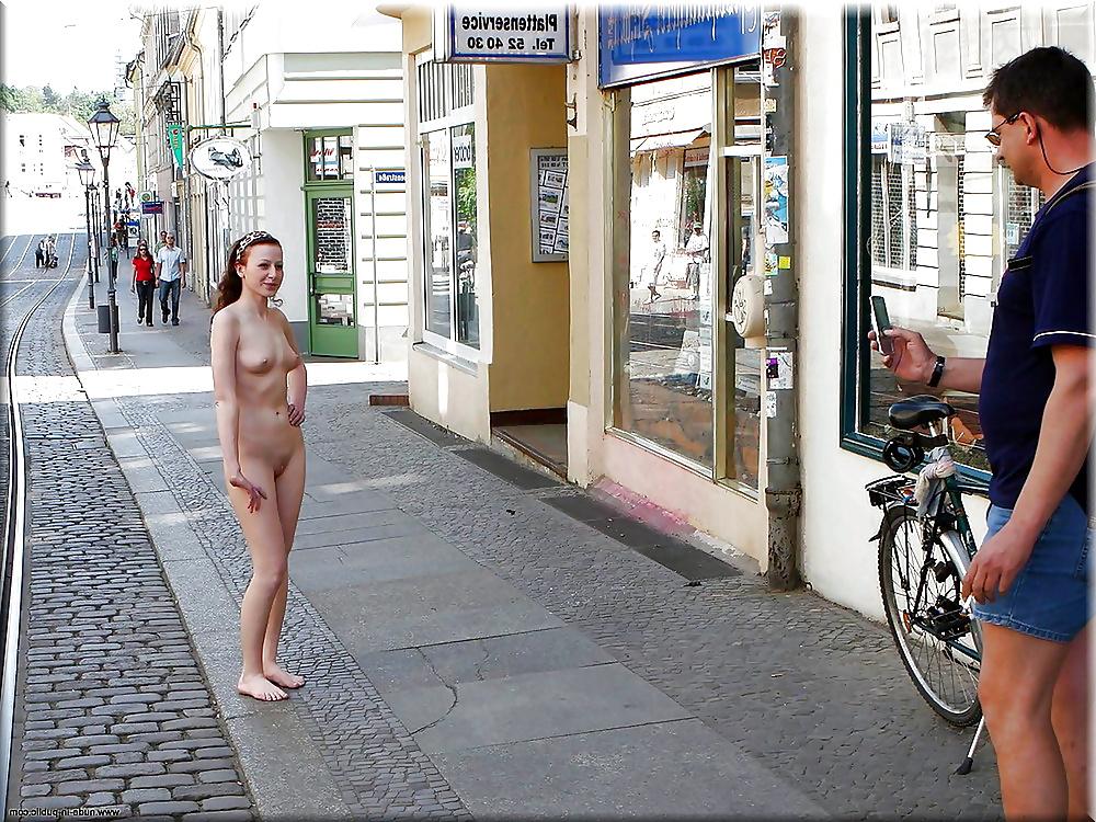 25P Lion's: Naked and Free - nude in public ! (1)