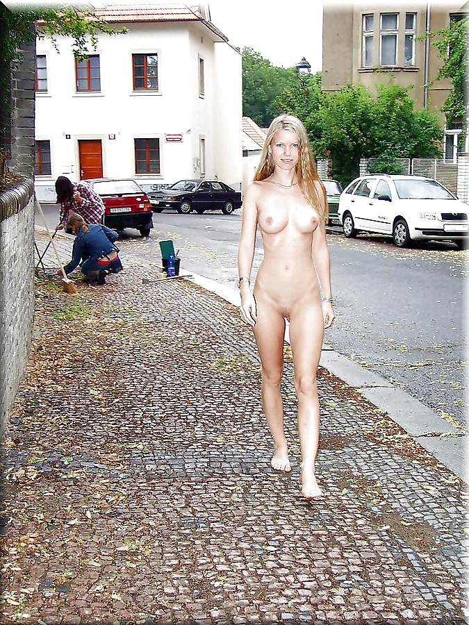 25P Lion's: Naked and Free - nude in public ! (1)