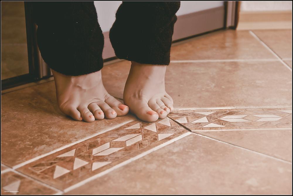 25P Random feet, footjob,... Pt 8