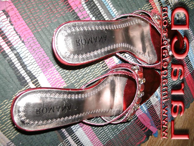 21P Play Metallic Red