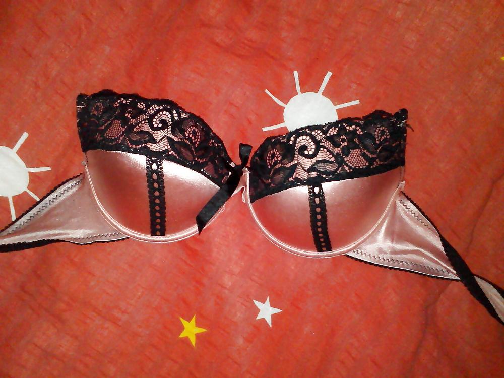 16P I play with my mother in law bras and shoes on her bed !!!