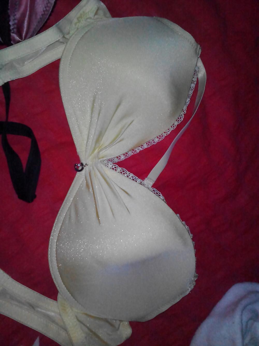 16P I play with my mother in law bras and shoes on her bed !!!