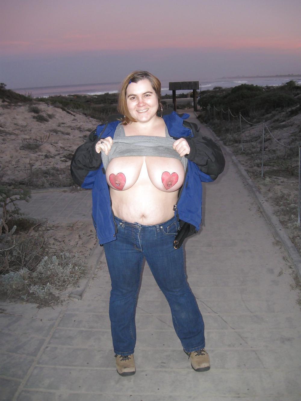 16P Chunky BigBoob Wife