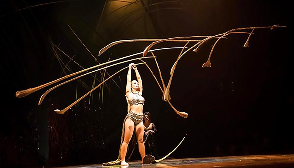 8P Lara Jacobs Balance Goddess