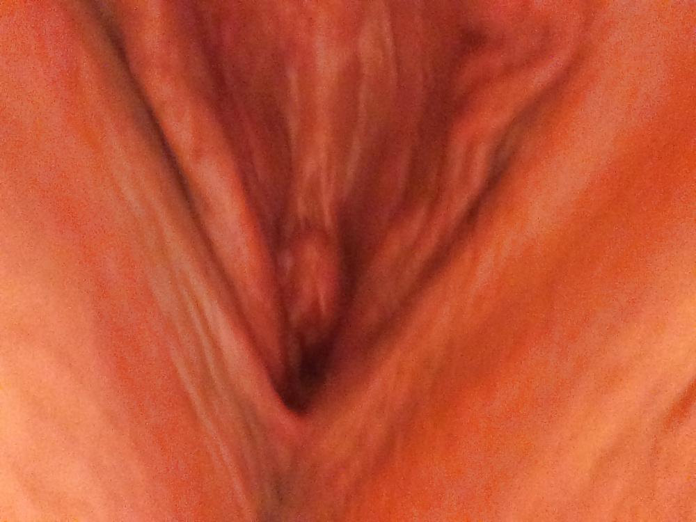 25P Hot redhead with sexy feet