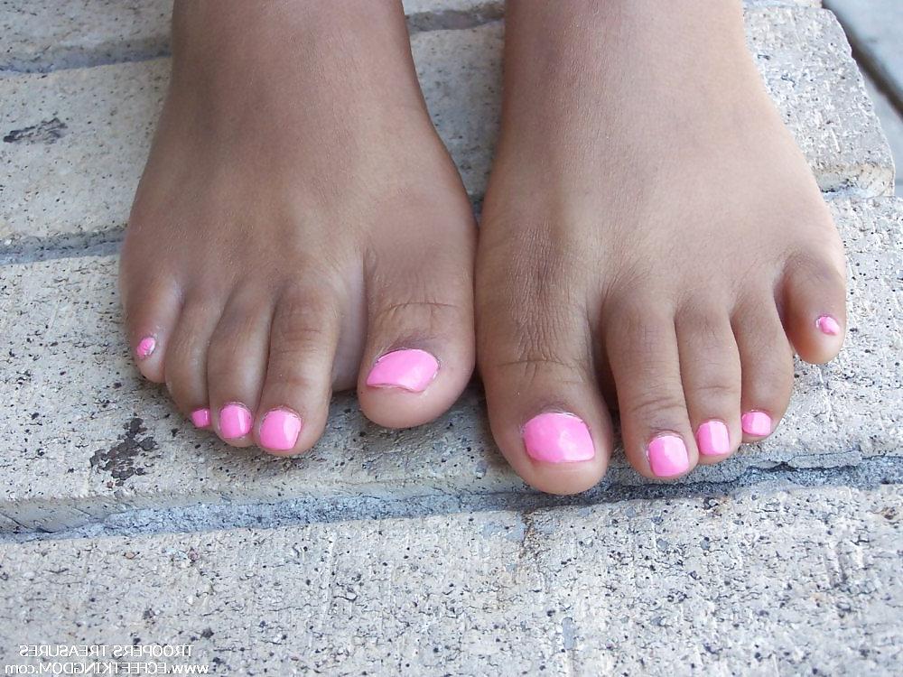 25P EC FEET KINGDOM