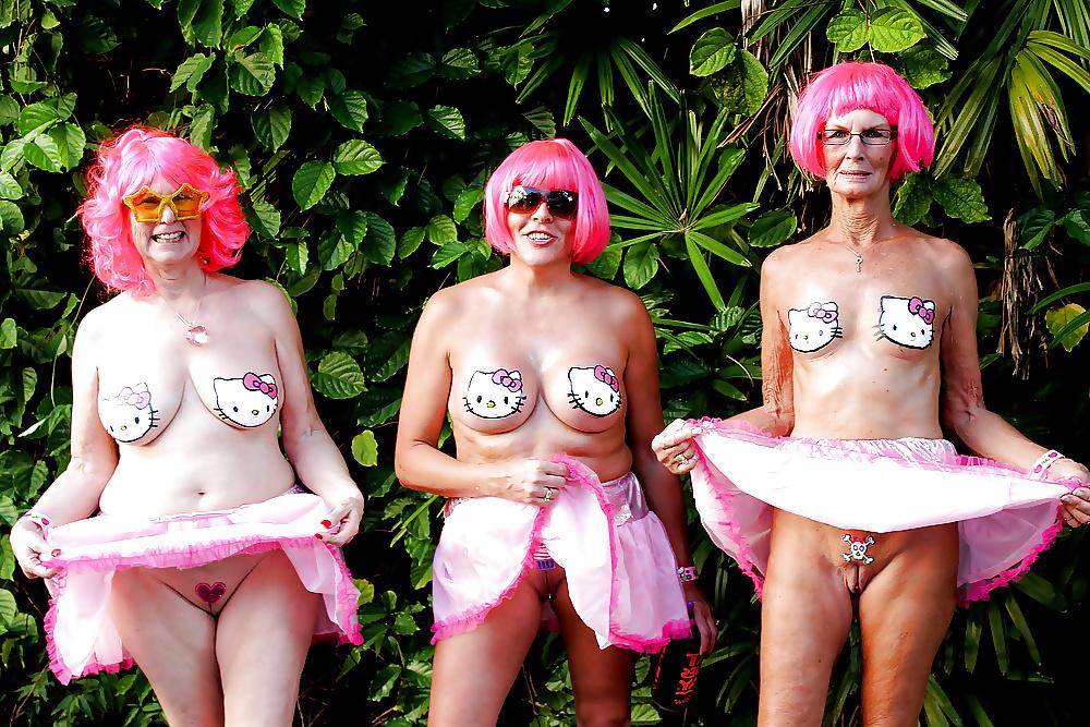25P Artful Art Of Body Art- Painting #10