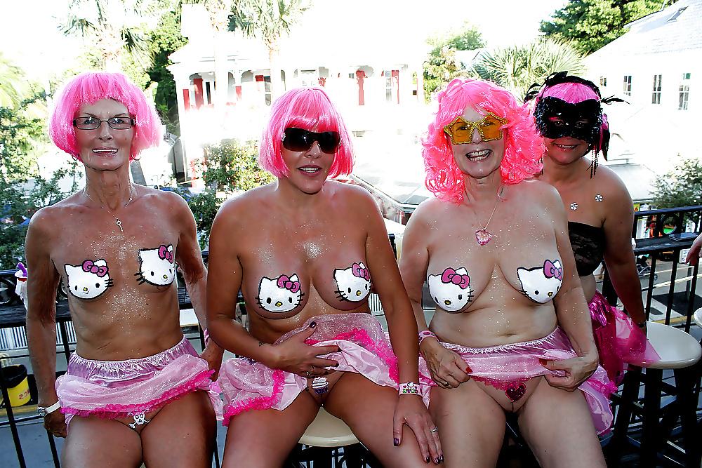 25P Artful Art Of Body Art- Painting #10