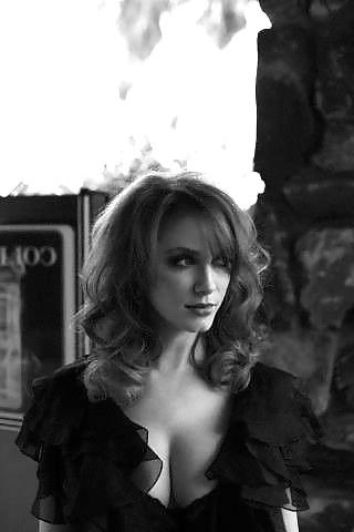 18P Christina Hendricks sexy goddess 3