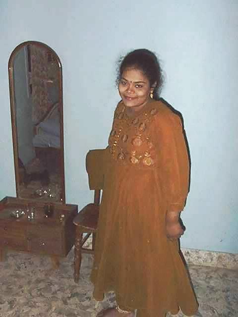 17P CUTE DESI GIRL FRIENDS