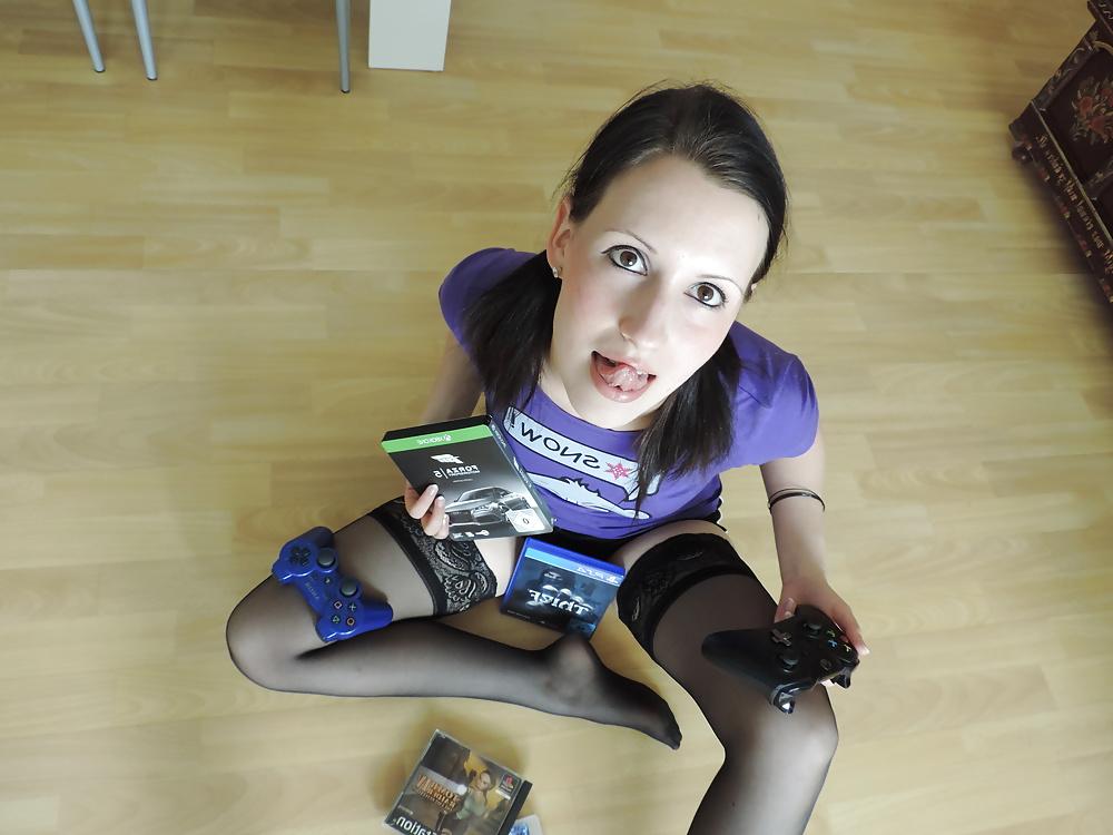 6P Wanna play with me?