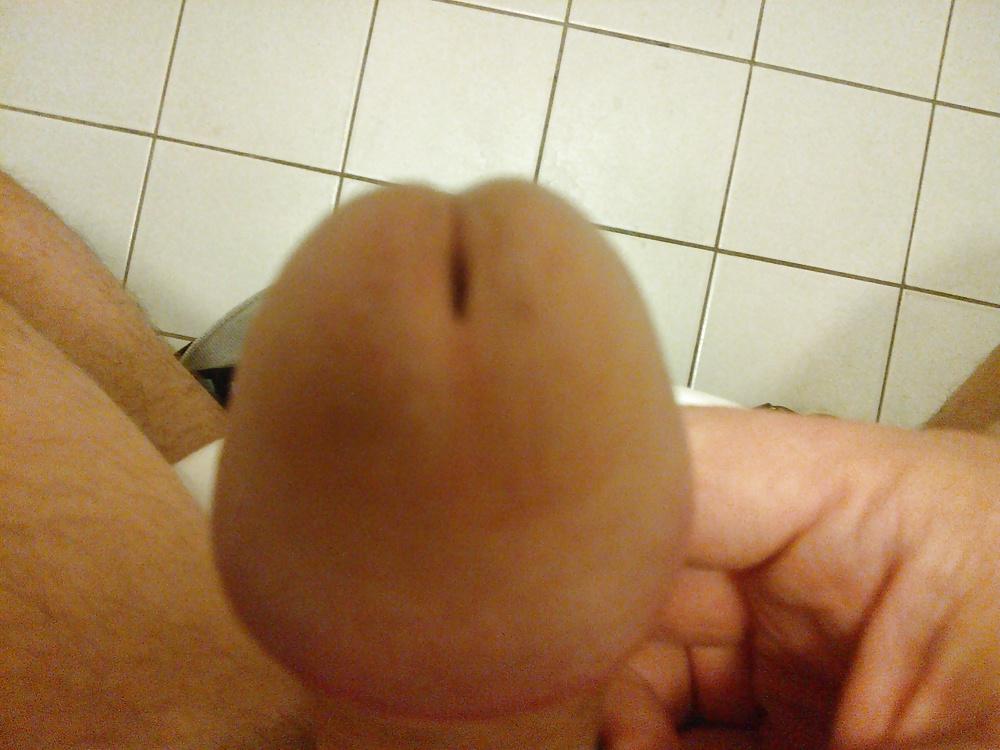 22P My cock in toilet