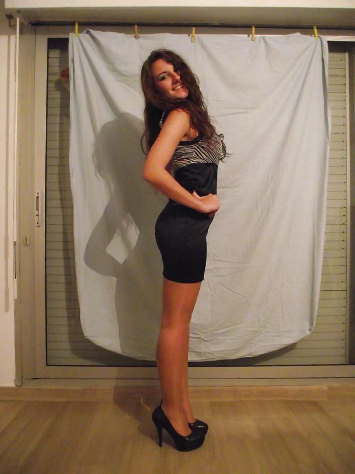21P Petites salopes en talon    Bitch in high heels3