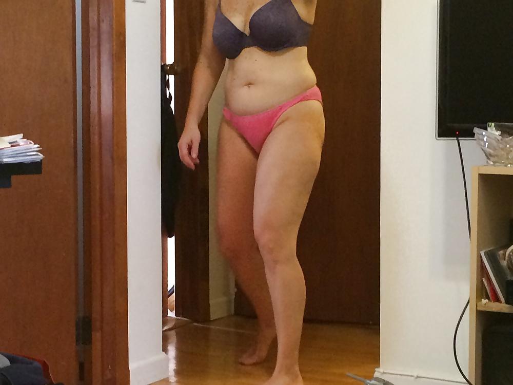 15P Chunky Wife undressing for shower