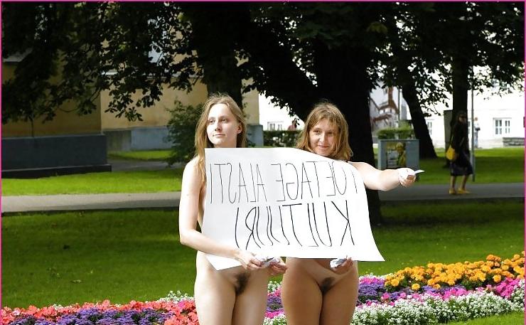 25P Hot female protesters