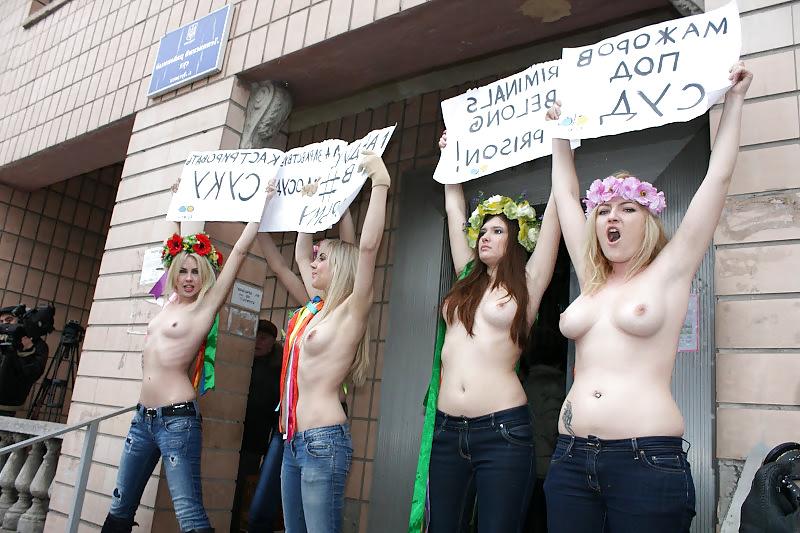 25P Hot female protesters