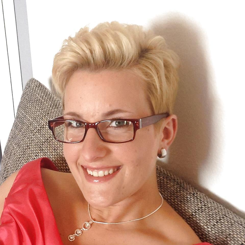 25P Geile Girls mit Brillen-Glasses