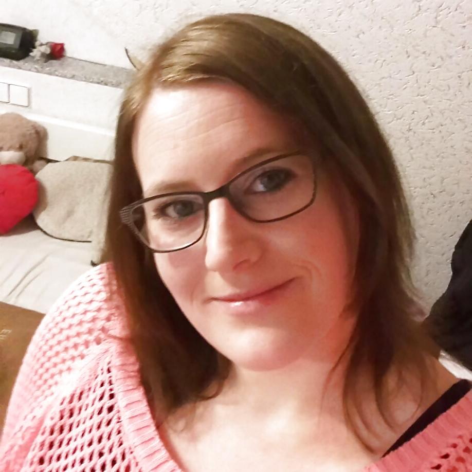 25P Geile Girls mit Brillen-Glasses