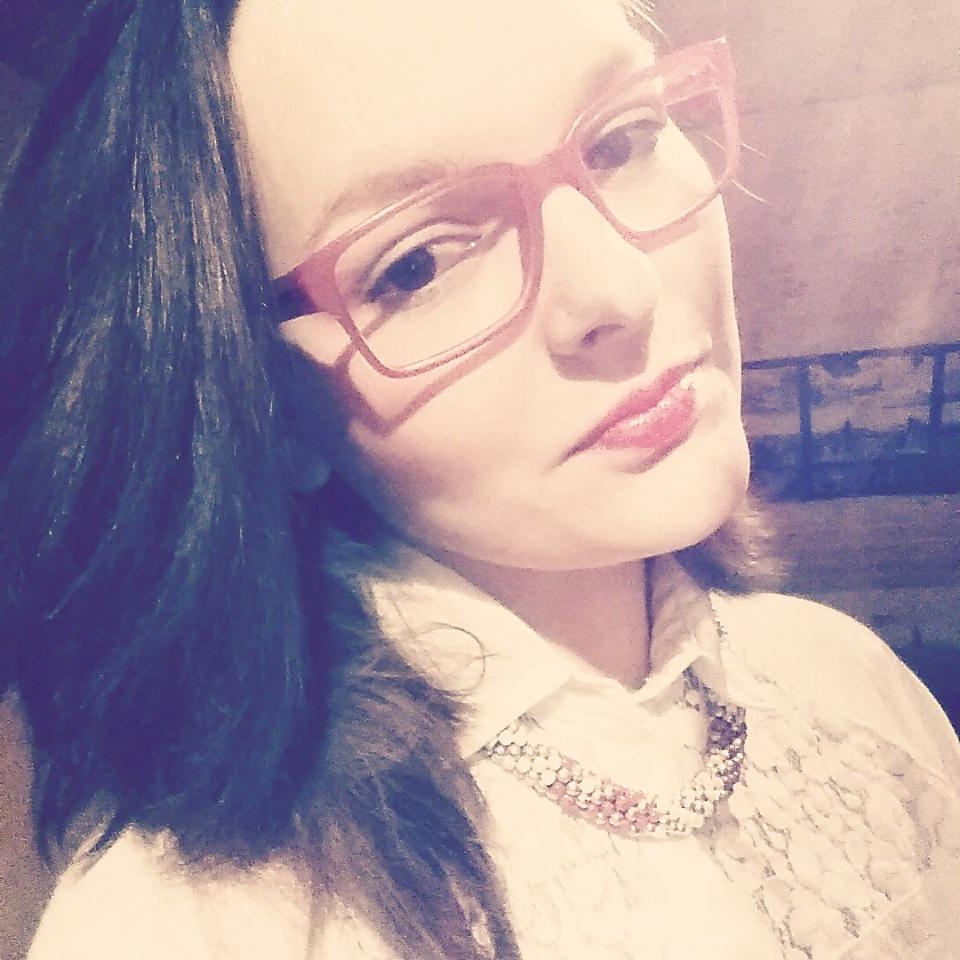 25P Geile Girls mit Brillen-Glasses