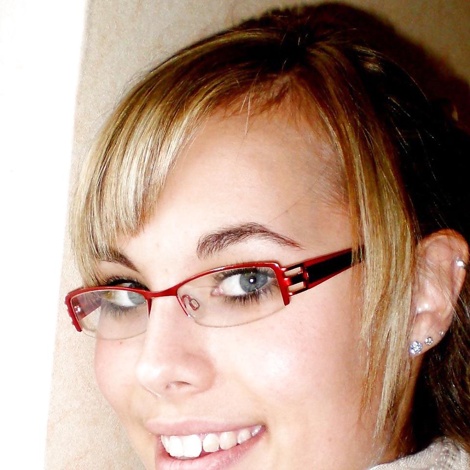 25P Geile Girls mit Brillen-Glasses