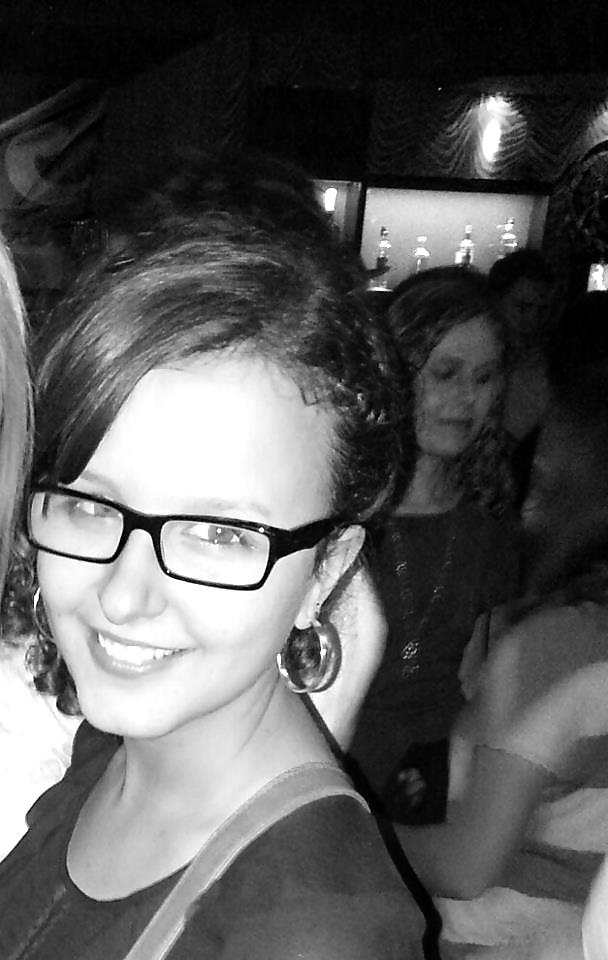 25P Geile Girls mit Brillen-Glasses