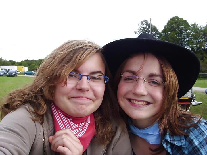 25P Geile Girls mit Brillen-Glasses