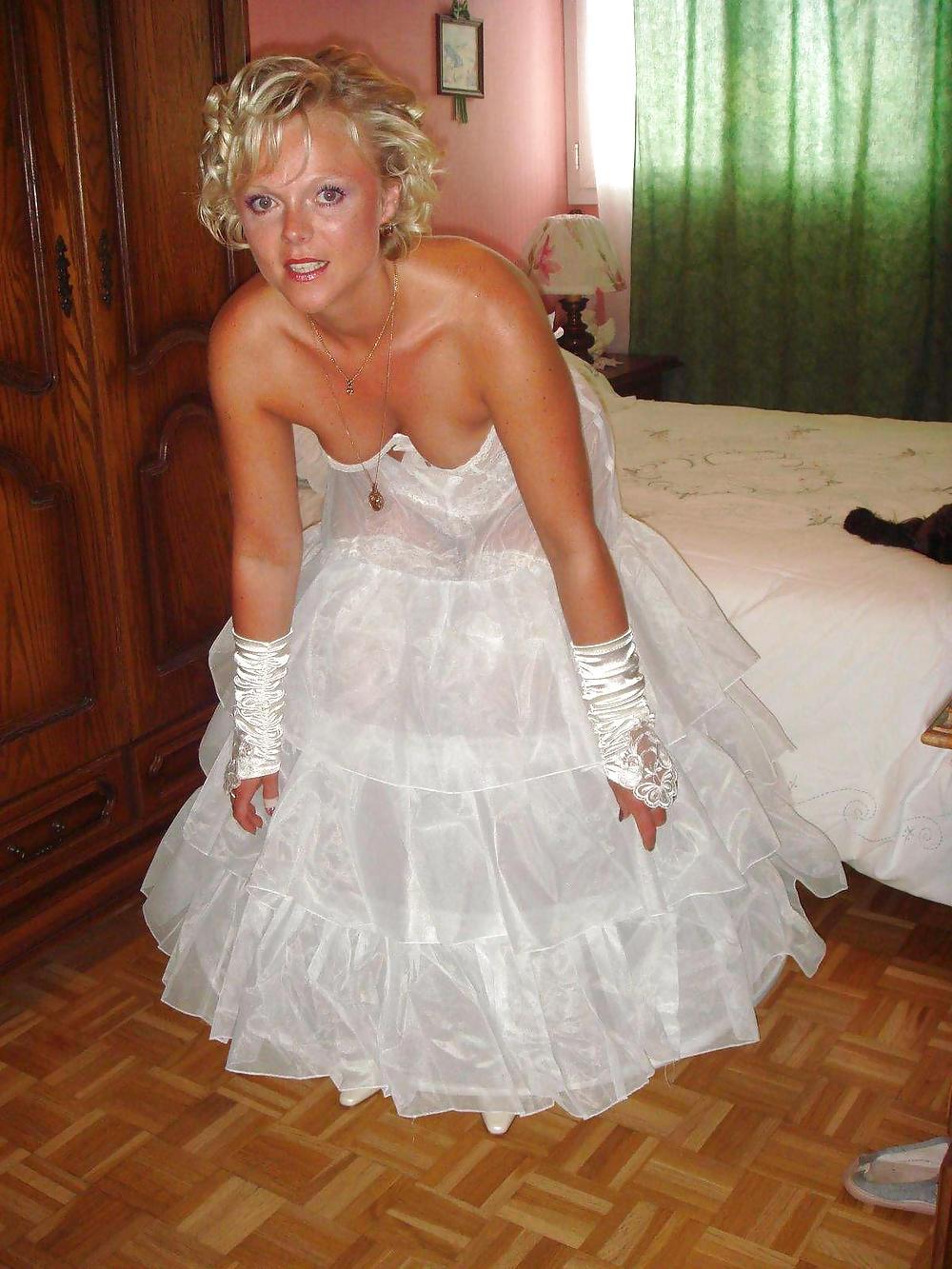 19P Here Comes the Bride 2