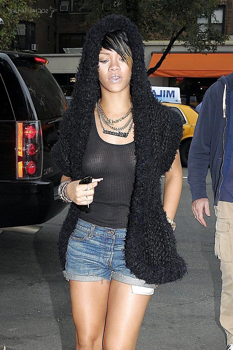 25P Rihanna - Hot Black Celebrity Bitch to Fuck